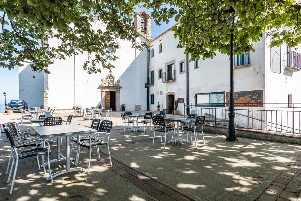 Hostatgeria Restaurant Els Angels Hotel Madremanya Exterior photo